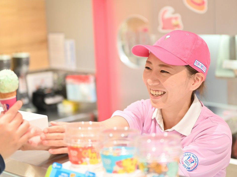 31アイスクリーム　3店舗合同募集の求人1