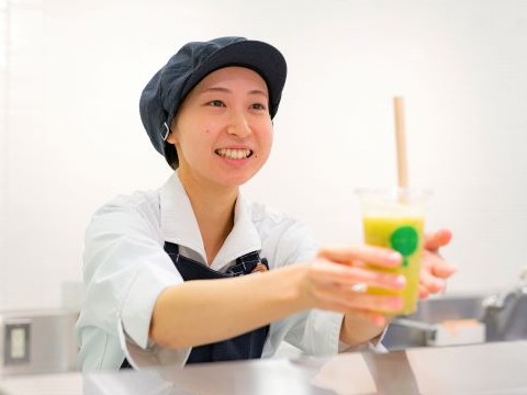 果汁工房果琳　イオンモール秋田店の求人