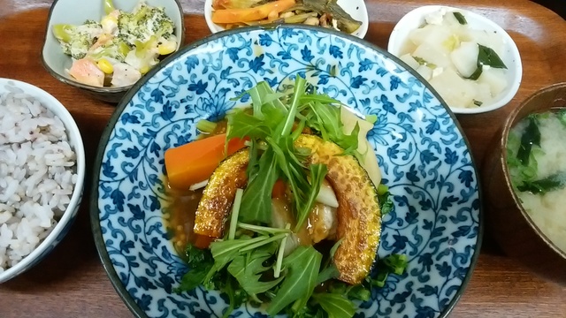 野菜とつぶつぶ　アプサラカフェ　LABI千里中央店の求人3