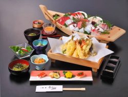 揚げたて天ぷらがメインの和食のコース料理